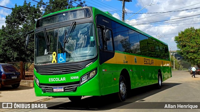 Transportes Capellini 32956 na cidade de Paulínia, São Paulo, Brasil, por Allan Henrique. Número da foto: #13030233.