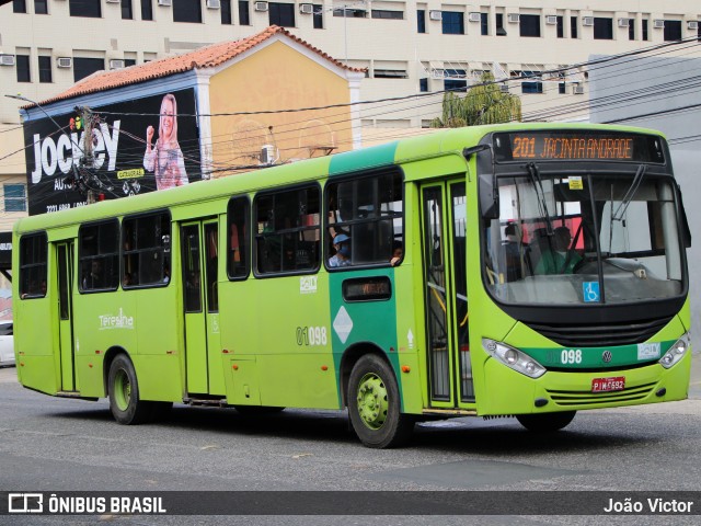 EMVIPI - Empresa Viação Piauí 01098 na cidade de Teresina, Piauí, Brasil, por João Victor. Número da foto: #13094108.