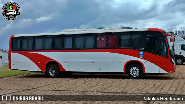 Ônibus Particulares JVC4F55 na cidade de Tucuruí, Pará, Brasil, por Nikolas Henderson. Número da foto: #13120648.