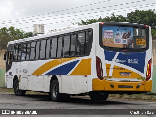 Auto Viação Três Amigos B44522 na cidade de Rio de Janeiro, Rio de Janeiro, Brasil, por Cristhian Davi. Número da foto: #13122120.