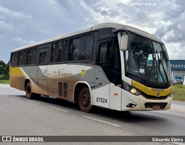 Rio Negro Fretamento e Turismo 87924 na cidade de Conselheiro Lafaiete, Minas Gerais, Brasil, por Eduardo Vieira. Número da foto: #13120592.
