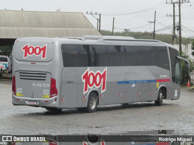 Auto Viação 1001 RJ 108.1239 na cidade de Rio de Janeiro, Rio de Janeiro, Brasil, por Rodrigo Miguel. Número da foto: #13121713.