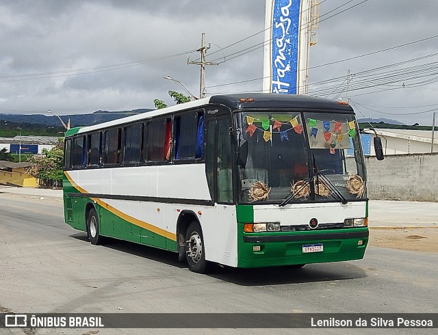 Ônibus Particulares 527 na cidade de Caruaru, Pernambuco, Brasil, por Lenilson da Silva Pessoa. Número da foto: #13122143.