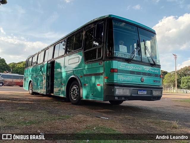 Ônibus Particulares 9G45 na cidade de Artur Nogueira, São Paulo, Brasil, por André Leandro. Número da foto: #13121788.