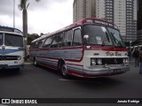 Vip Bus Comércio de Ônibus 1975 na cidade de Barueri, São Paulo, Brasil, por Jonata Rodrigo. Número da foto: #13120321.
