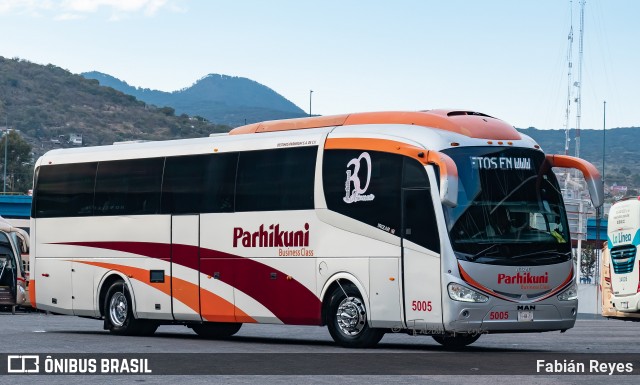 Destinos Parhíkuni 5005 na cidade de Morelia, Michoacán, México, por Fabián Reyes. Número da foto: #13124349.
