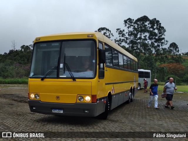 Associação de Preservação de Ônibus Clássicos 4387 na cidade de Juiz de Fora, Minas Gerais, Brasil, por Fábio Singulani. Número da foto: #13123597.