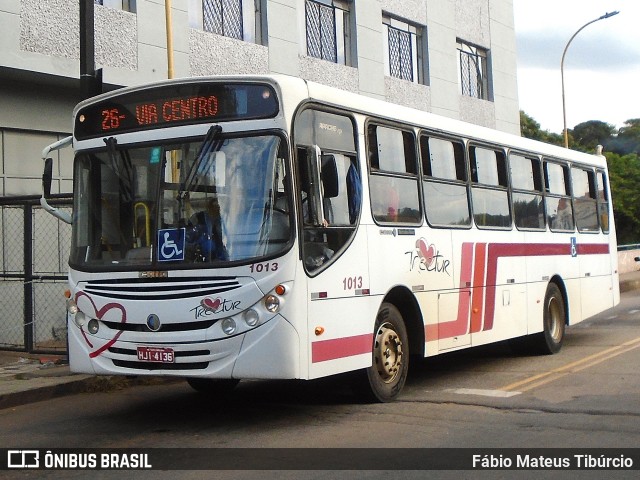 Trectur 1013 na cidade de Três Corações, Minas Gerais, Brasil, por Fábio Mateus Tibúrcio. Número da foto: #13127108.