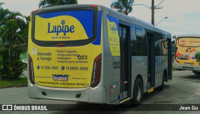 City Transporte Urbano Intermodal - Bertioga 1203 na cidade de Bertioga, São Paulo, Brasil, por Jean Gu. Número da foto: #13127075.