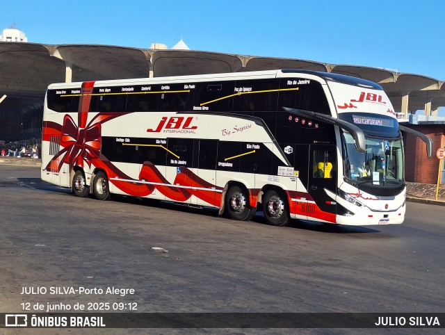 JBL Turismo 9100 na cidade de Porto Alegre, Rio Grande do Sul, Brasil, por JULIO SILVA. Número da foto: #13126199.