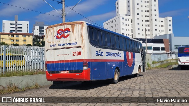 Viação São Cristóvão 2100 na cidade de Divinópolis, Minas Gerais, Brasil, por Flávio Paulino. Número da foto: #13126356.
