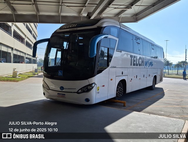Telch Turismo 6100 na cidade de Porto Alegre, Rio Grande do Sul, Brasil, por JULIO SILVA. Número da foto: #13126435.
