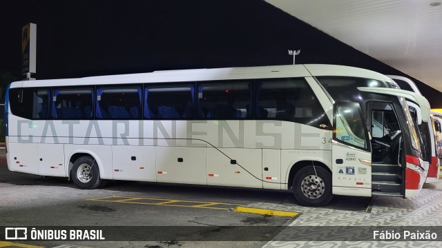 Auto Viação Catarinense 3424 na cidade de Quatro Barras, Paraná, Brasil, por Fábio Paixão. Número da foto: #13126507.
