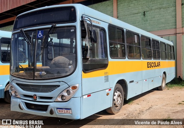 Escolares 2J82 na cidade de Matozinhos, Minas Gerais, Brasil, por Vicente de Paulo Alves. Número da foto: #13127367.