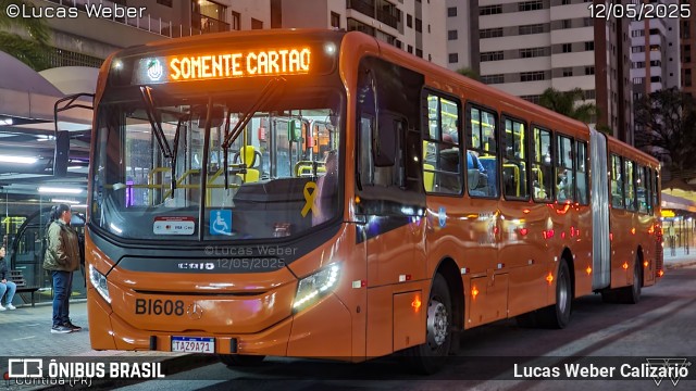 Transporte Coletivo Glória BI608 na cidade de Curitiba, Paraná, Brasil, por Lucas Weber Calizario. Número da foto: #13128548.