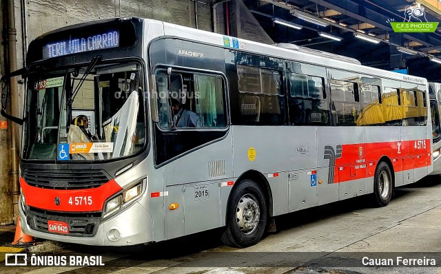 Allibus Transportes 4 5715 na cidade de São Paulo, São Paulo, Brasil, por Cauan Ferreira. Número da foto: #13129619.