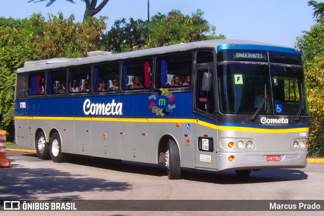 Viação Cometa 1703 na cidade de São Paulo, São Paulo, Brasil, por Marcus Prado. Número da foto: #13131818.