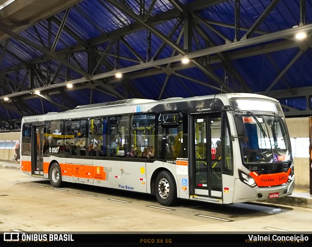 TRANSPPASS - Transporte de Passageiros 8 0507 na cidade de São Paulo, São Paulo, Brasil, por Valnei Conceição. Número da foto: #13131801.