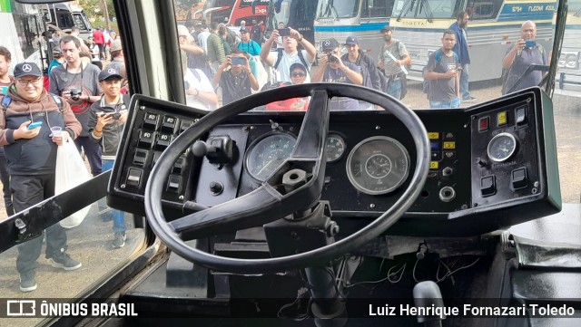 Associação de Preservação de Ônibus Clássicos 2442 na cidade de Campinas, São Paulo, Brasil, por Luiz Henrique Fornazari Toledo. Número da foto: #13132072.
