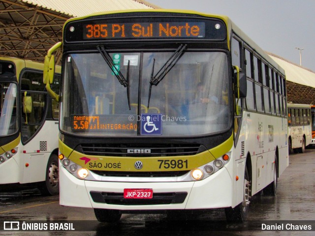 Expresso São José 75981 na cidade de Ceilândia, Distrito Federal, Brasil, por Daniel Chaves. Número da foto: #13130848.