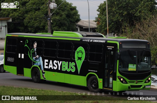 EasyBus 5029 na cidade de Foz do Iguaçu, Paraná, Brasil, por Carlos Kircheim. Número da foto: #13134524.