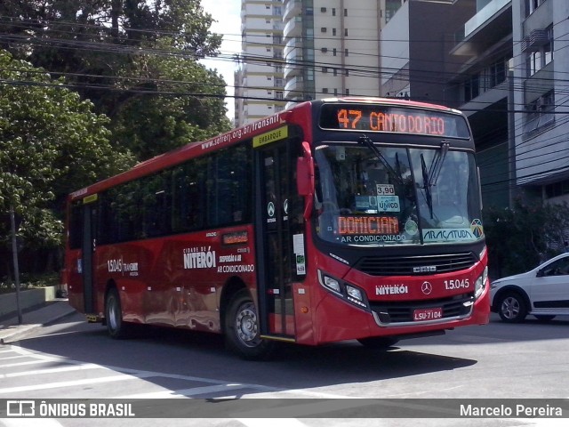 Viação Araçatuba 1.5.045 na cidade de Niterói, Rio de Janeiro, Brasil, por Marcelo Pereira. Número da foto: #13133076.