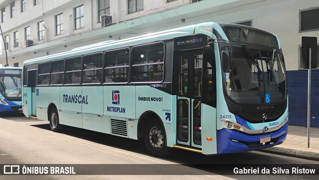 Transcal Sul Transportes Coletivos 24215 na cidade de Porto Alegre, Rio Grande do Sul, Brasil, por Gabriel da Silva Ristow. Número da foto: #13135583.