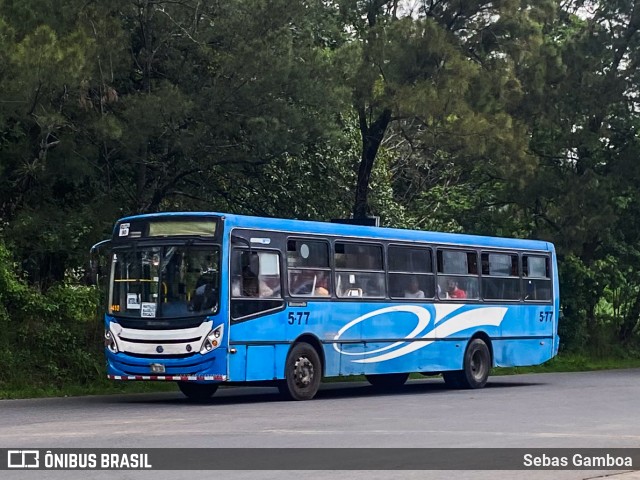 METROCOOP 5-77 na cidade de Alajuelita, Alajuelita, San José, Costa Rica, por Sebas Gamboa. Número da foto: #13135516.