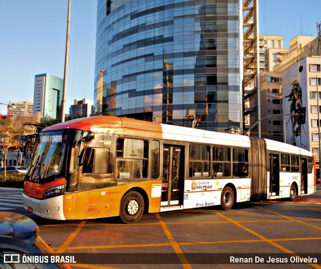 TRANSPPASS - Transporte de Passageiros 8 0927 na cidade de São Paulo, São Paulo, Brasil, por Renan De Jesus Oliveira. Número da foto: #13135410.