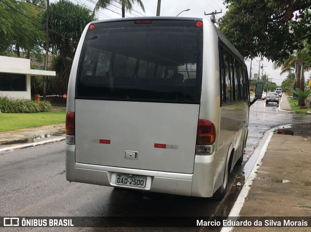 Ônibus Particulares 2500 na cidade de Ipojuca, Pernambuco, Brasil, por Marcio Eduardo da Silva Morais. Número da foto: #13133329.