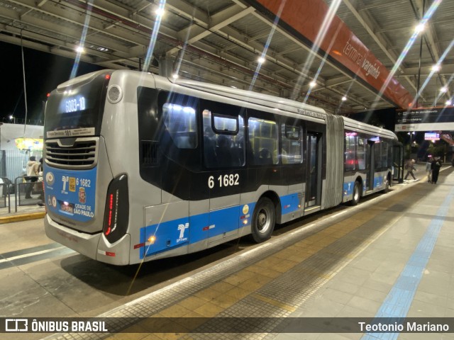 Viação Grajaú S.A. 6 1682 na cidade de São Paulo, São Paulo, Brasil, por Teotonio Mariano. Número da foto: #13133942.