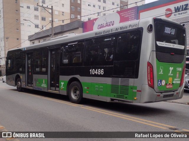 Viação Santa Brígida 1 0486 na cidade de São Paulo, São Paulo, Brasil, por Rafael Lopes de Oliveira. Número da foto: #13133149.