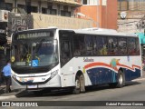 Auto Viação Salineira 704 na cidade de Cabo Frio, Rio de Janeiro, Brasil, por Gabriel Petersen Gomes. Número da foto: #13134374.