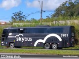 SkyBus Network 5901 na cidade de Embu das Artes, São Paulo, Brasil, por Josivaldo Oliveira. Número da foto: #13133270.