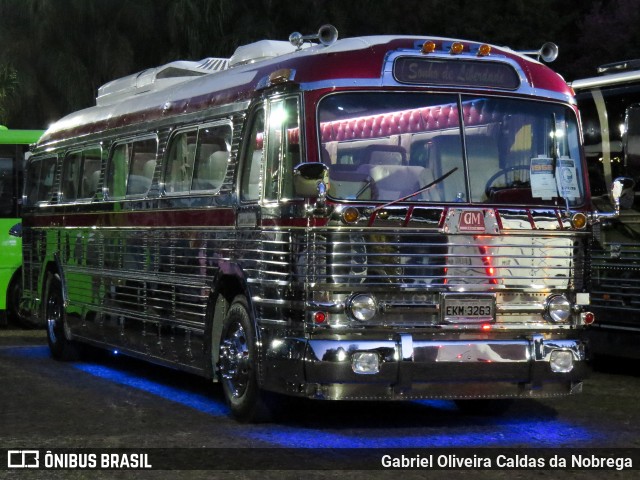 Ônibus Particulares 3263 na cidade de Campinas, São Paulo, Brasil, por Gabriel Oliveira Caldas da Nobrega. Número da foto: #13138197.