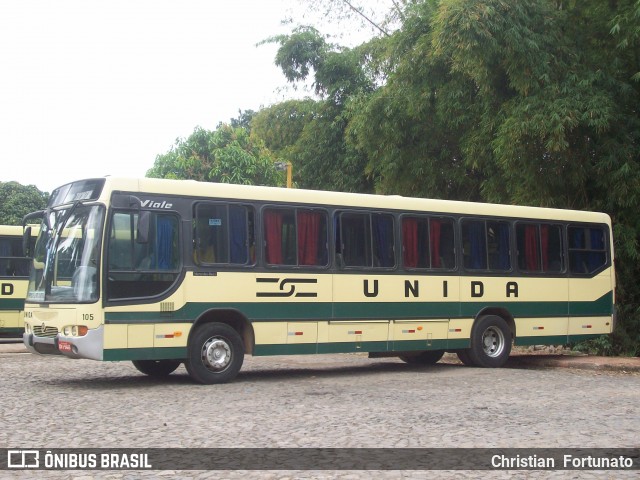 Empresa Unida Mansur e Filhos 105 na cidade de Ubá, Minas Gerais, Brasil, por Christian  Fortunato. Número da foto: #13136265.