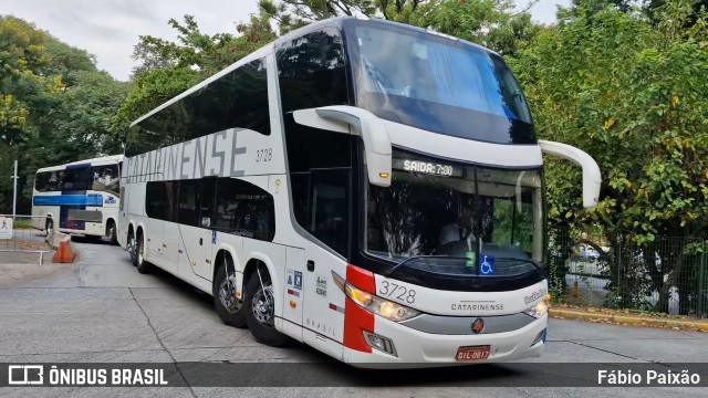 Auto Viação Catarinense 3728 na cidade de São Paulo, São Paulo, Brasil, por Fábio Paixão. Número da foto: #13136707.