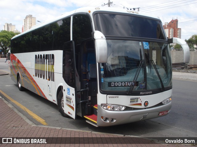 Dodotur Transportes e Viagens 2020 na cidade de Curitiba, Paraná, Brasil, por Osvaldo Born. Número da foto: #13137328.