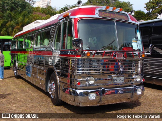 Ônibus Particulares 3263 na cidade de Campinas, São Paulo, Brasil, por Rogério Teixeira Varadi. Número da foto: #13140482.
