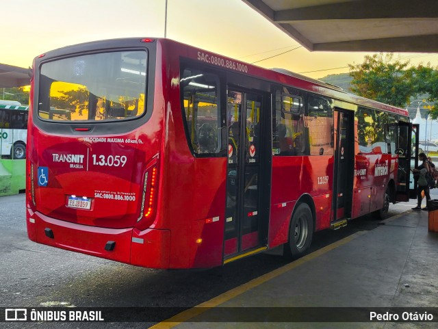 Auto Ônibus Brasília 1.3.059 na cidade de Niterói, Rio de Janeiro, Brasil, por Pedro Otávio. Número da foto: #13141604.