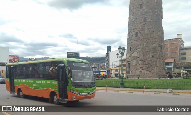 Wimpillay 2 na cidade de Santiago, Cuzco, Cuzco, Peru, por Fabricio Cortez. Número da foto: #13139747.