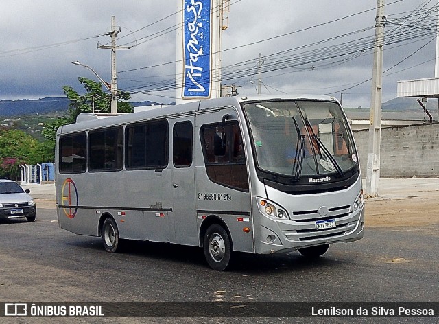Ônibus Particulares 333 na cidade de Caruaru, Pernambuco, Brasil, por Lenilson da Silva Pessoa. Número da foto: #13141344.