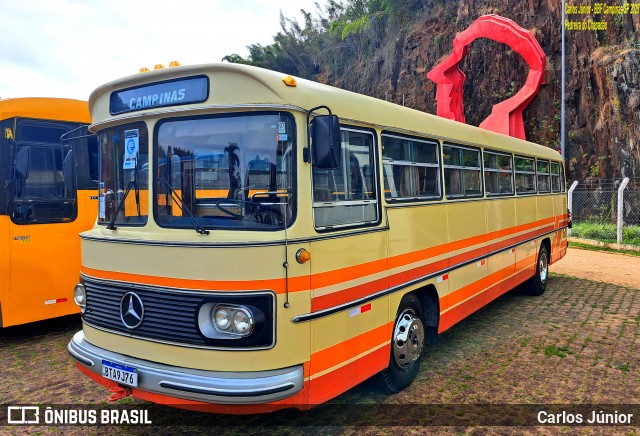 Ônibus Particulares 9976 na cidade de Campinas, São Paulo, Brasil, por Carlos Júnior. Número da foto: #13141853.
