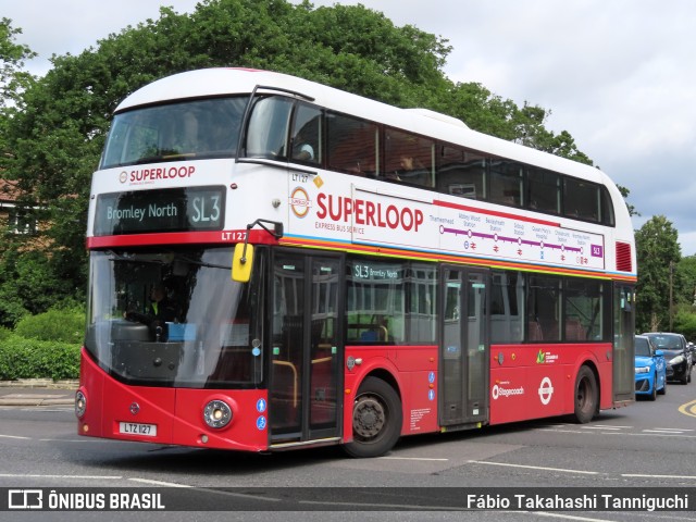 Stagecoach LT127 na cidade de Bexley, Greater London, Inglaterra, por Fábio Takahashi Tanniguchi. Número da foto: #13140717.