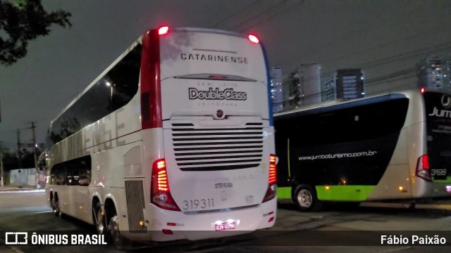 Auto Viação Catarinense 319311 na cidade de São Paulo, São Paulo, Brasil, por Fábio Paixão. Número da foto: #13139794.