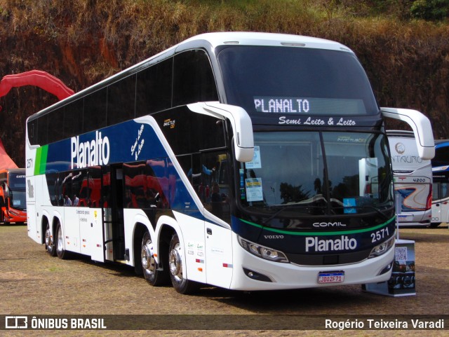 Planalto Transportes 2571 na cidade de Campinas, São Paulo, Brasil, por Rogério Teixeira Varadi. Número da foto: #13140445.
