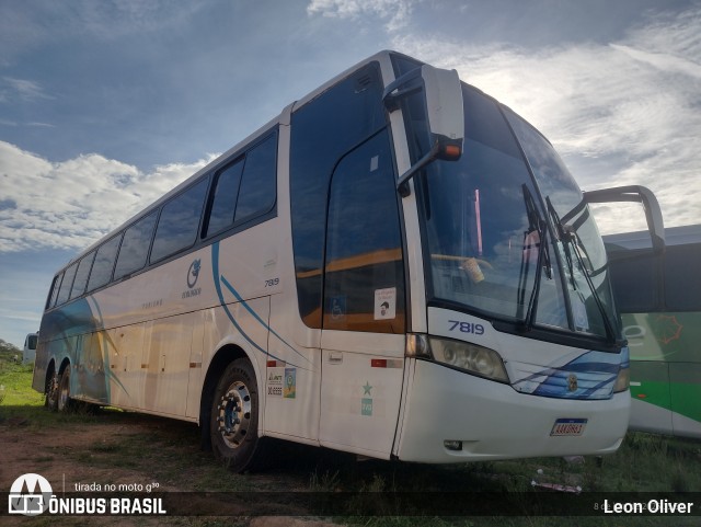 Ônibus Particulares 061 na cidade de Caruaru, Pernambuco, Brasil, por Leon Oliver. Número da foto: #13138912.