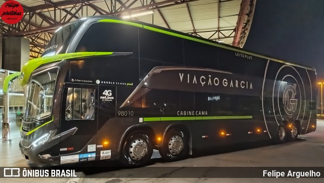 Viação Garcia 98010 na cidade de Londrina, Paraná, Brasil, por Felipe Arguelho. Número da foto: #13144182.