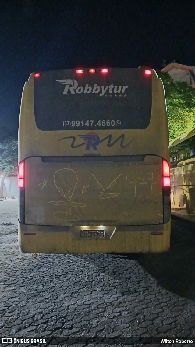 Robbytur Turismo 4800 na cidade de Governador Valadares, Minas Gerais, Brasil, por Wilton Roberto. Número da foto: #13143775.