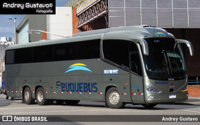 Buquebus 121 na cidade de Montevideo, Montevideo, Uruguai, por Andrey Gustavo. Número da foto: #13143616.